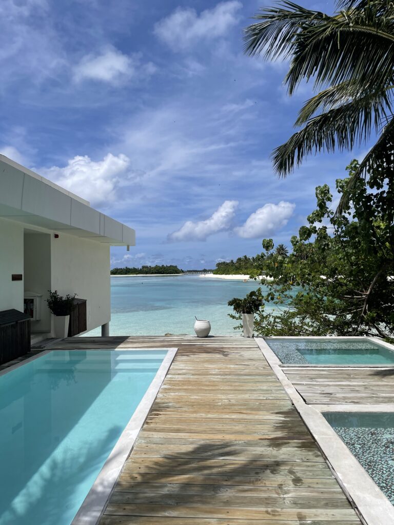 Ozen Life Maadhoo offers top-notch wellness facilities, including a fully equipped gym, steam and sauna rooms, and both saltwater and freshwater pools for ultimate relaxation.