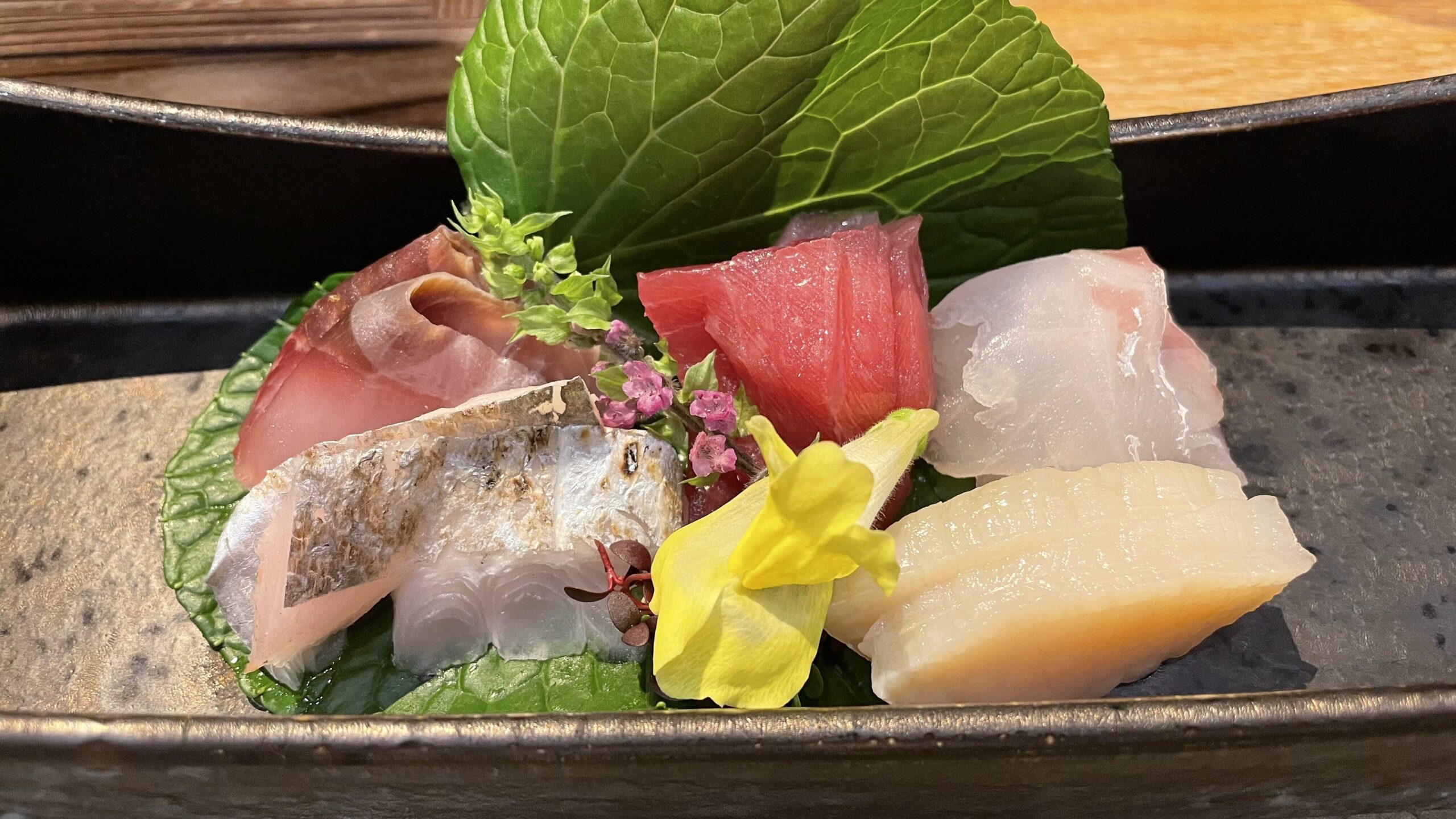 Artfully arranged kaiseki cuisine featuring sashimi at Hakone Gora Byakudan