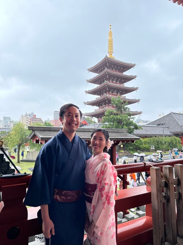 Kimono photoshoot in Tokyo, dressing up in Japanese traditional garments